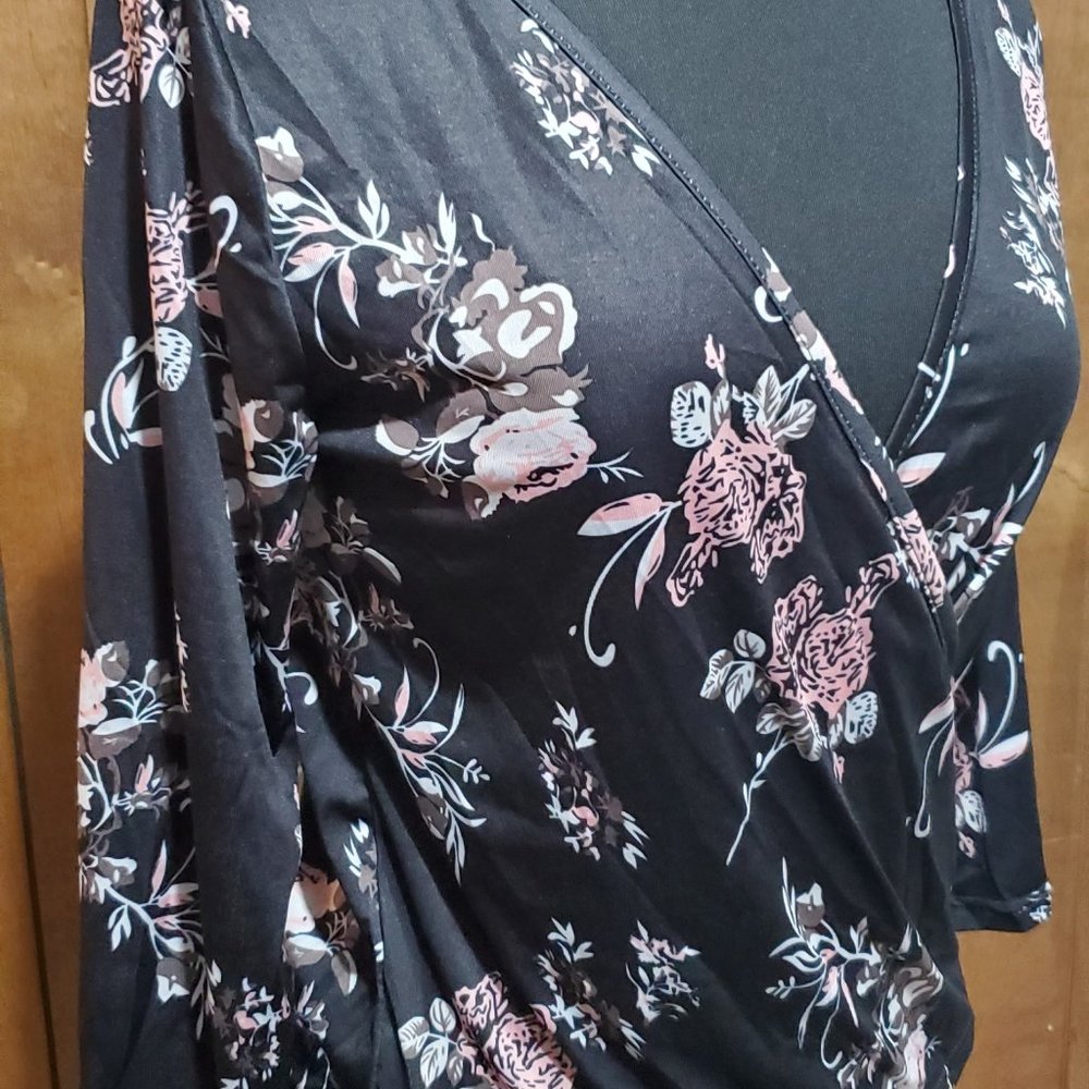 Women's Criss-Cross Blouse